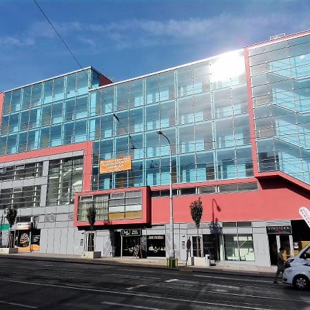 New Apartment With Garage Parking Бърно Екстериор снимка
